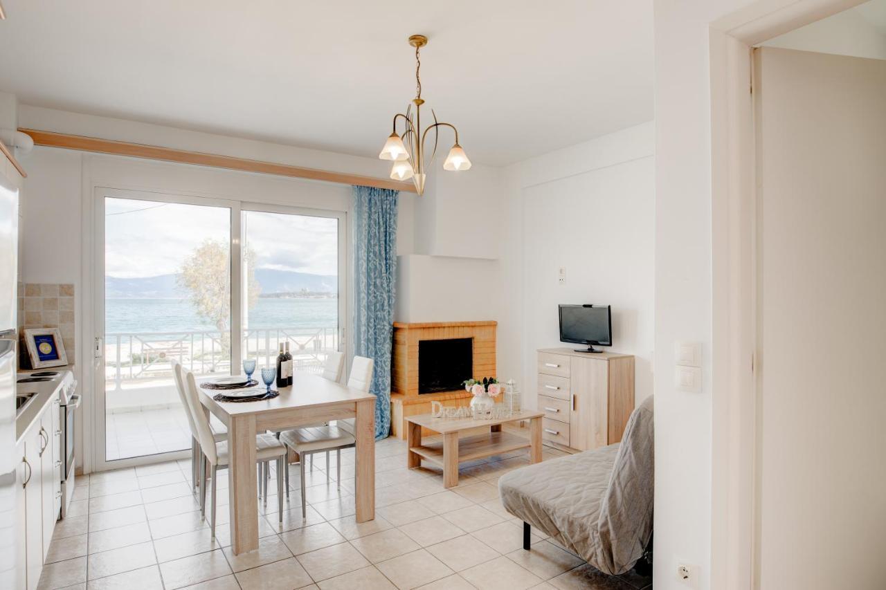 Sugar Blue - Apartments On The Beach Agios Vasilios (Peloponnese) Exterior foto