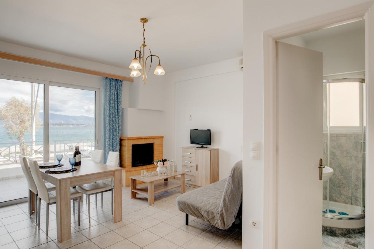 Sugar Blue - Apartments On The Beach Agios Vasilios (Peloponnese) Exterior foto